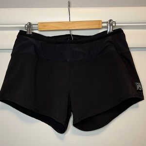 Oiselle Toolbelt Roga Shorts